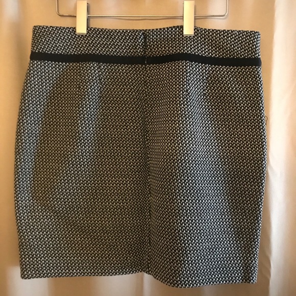 Pencil Work Skirt pockets Loft new with tags - Picture 2 of 3